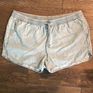 Gap chambray shorts